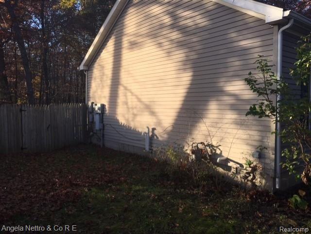 17392 Haggerty Road Belleville, MI 48111 - Photo 5 of 33