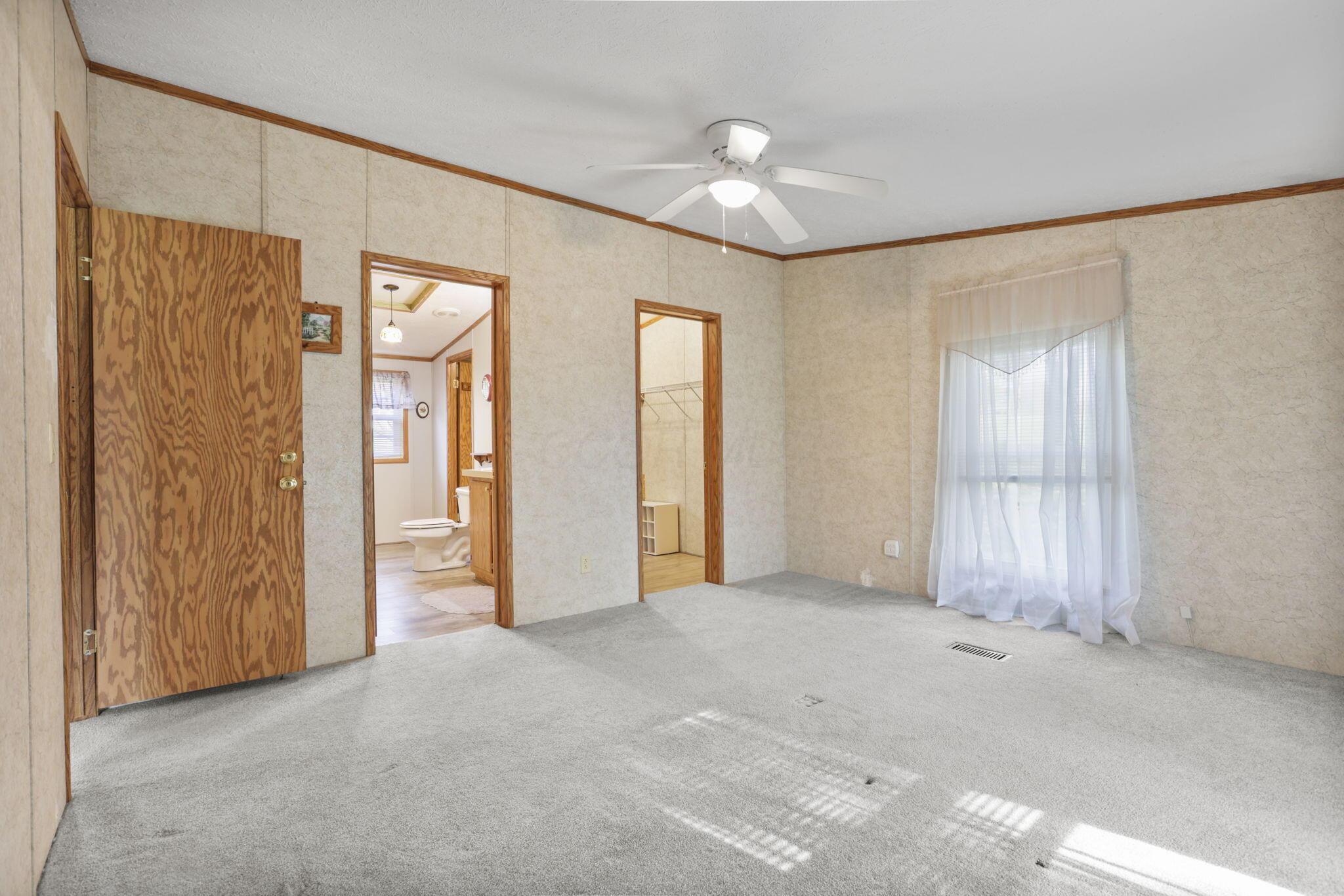 2782 James Road Granville, OH 43023 - Photo 29 of 42 Primary bedroom with attached full bath & walk-in closet