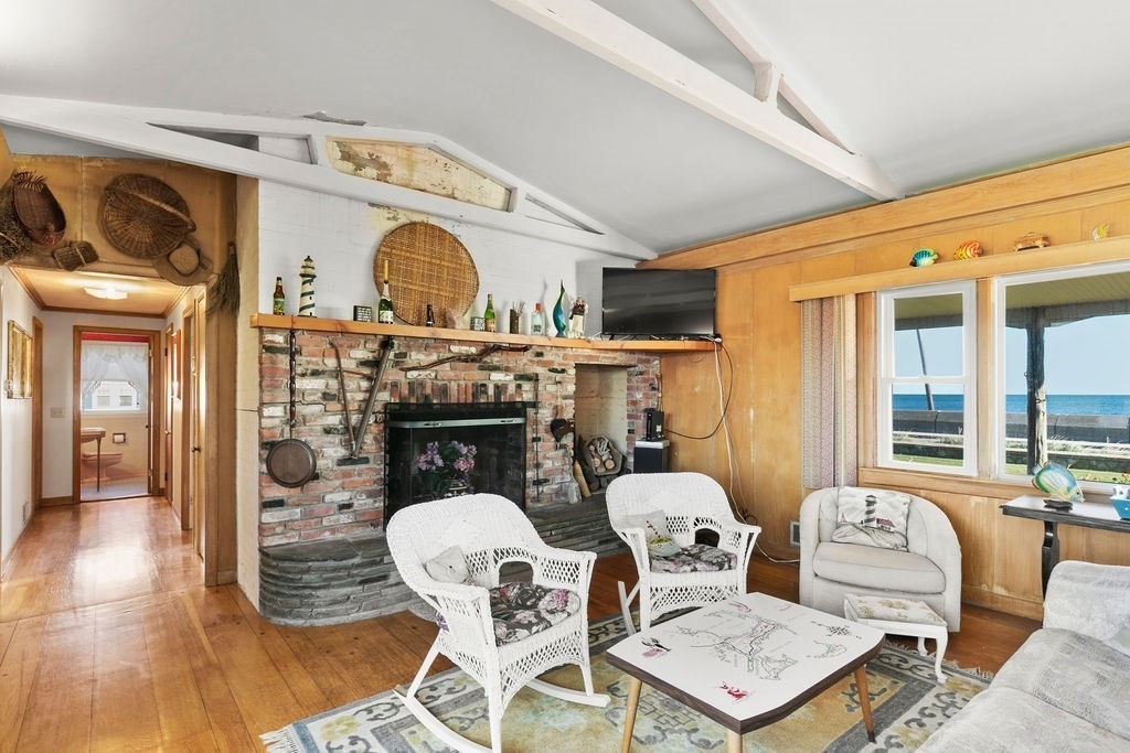 188 Menauhant Road Falmouth, MA 02536 - Photo 13 of 32