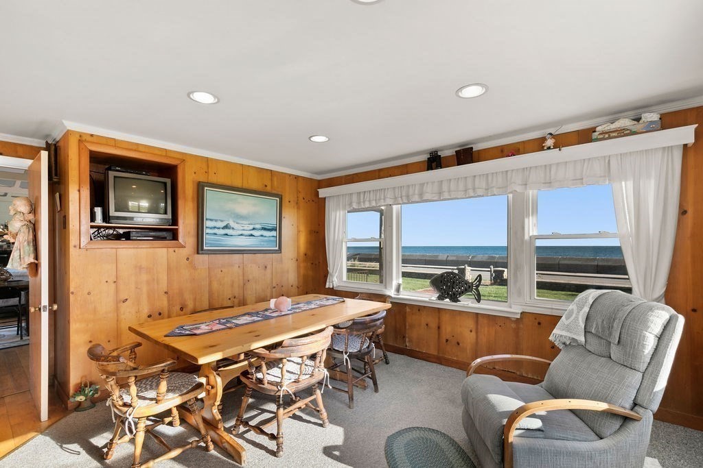 188 Menauhant Road Falmouth, MA 02536 - Photo 8 of 32