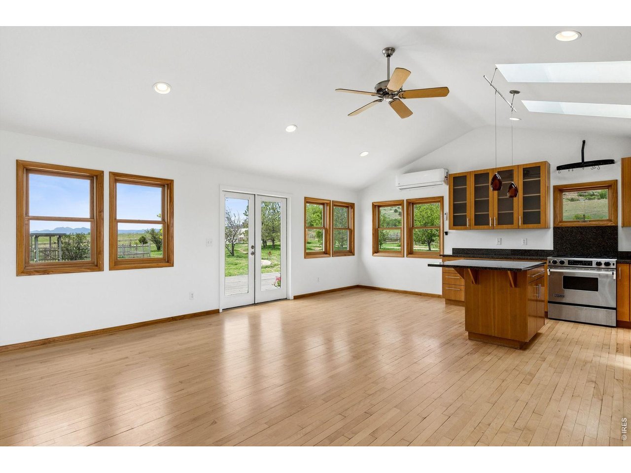 4640 Hygiene Road Longmont, CO 80503 - Photo 8 of 31
