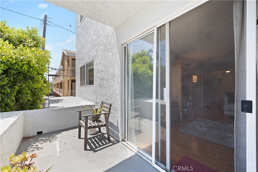 1919 East Beverly Way Long Beach, CA 90802 - Photo 9 of 31 Patio