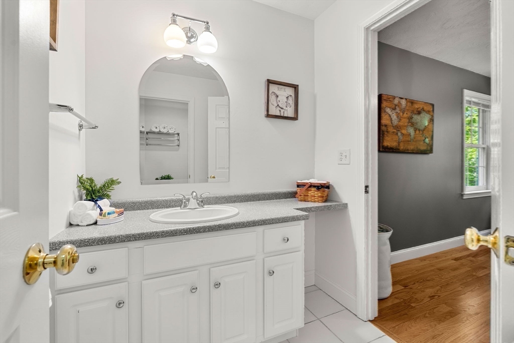 193 Gratuity Road Groton, MA 01450 - Photo 28 of 42