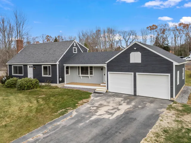 $499,900 | 39 Varney Mill Road, Windham, ME 04062
