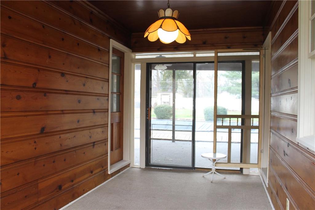 121 Hoss Road Indianapolis, IN 46217 - Photo 11 of 12 Gallery Image 11