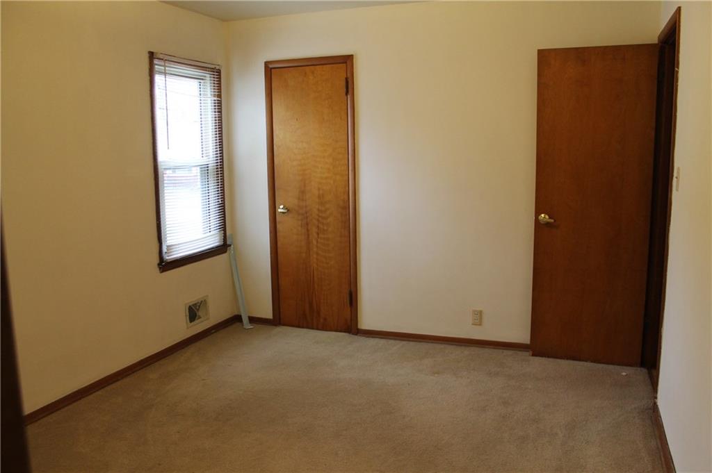 121 Hoss Road Indianapolis, IN 46217 - Photo 8 of 12 Gallery Image 8