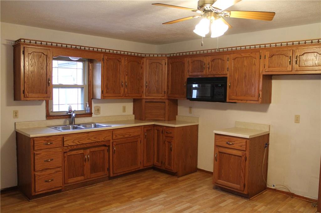 121 Hoss Road Indianapolis, IN 46217 - Photo 10 of 12 Gallery Image 10