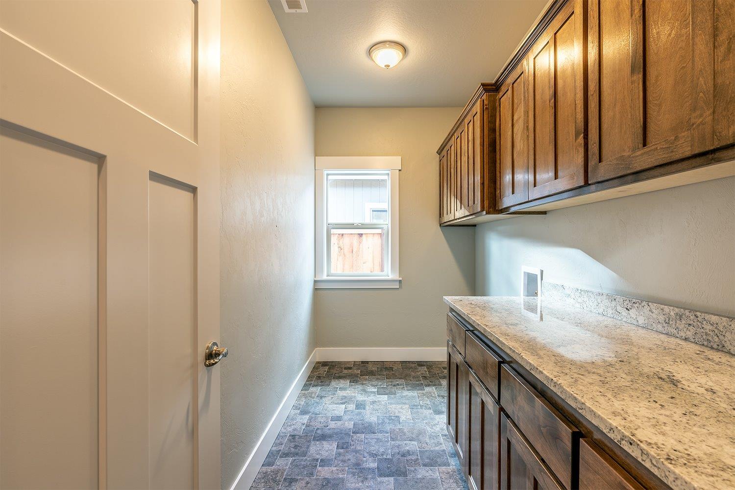 3639 Hilsinger Road Phoenix, OR 97535 - Photo 17 of 19 Additional Photo
