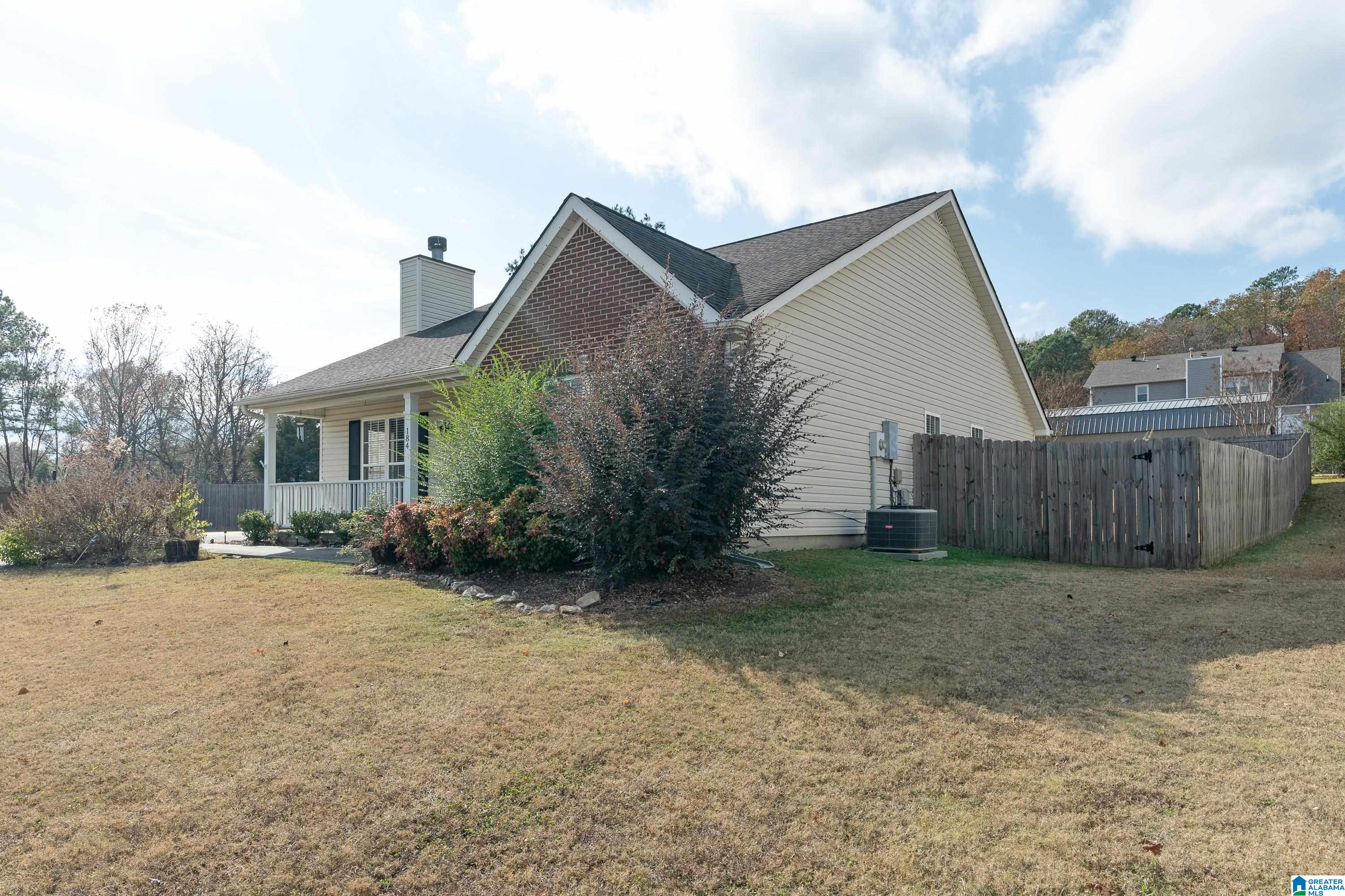 184 Stonehaven Drive Pelham, AL 35124 - Photo 3 of 28