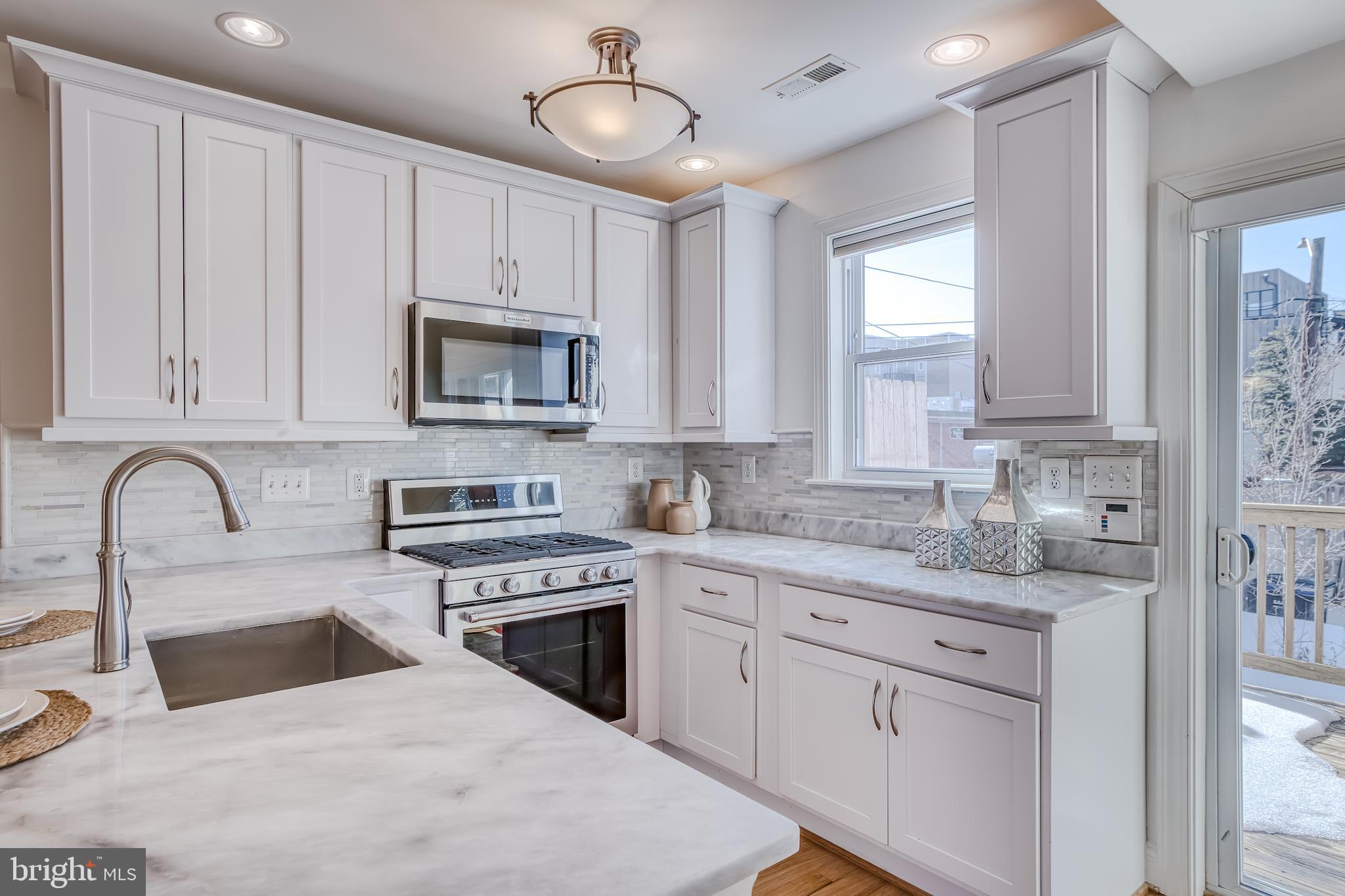 237 16th Street Southeast Washington, DC 20003 - Photo 12 of 47 Excellent storage cabinetry
