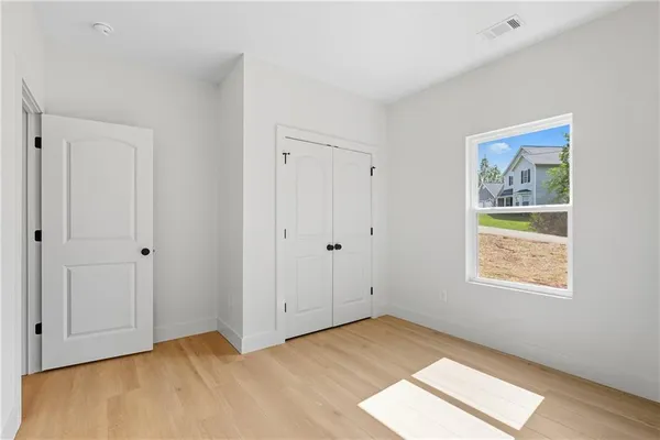 $289,900 | 193 Tabitha Page Lane, Toccoa, GA 30577