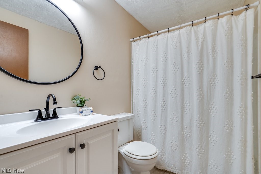 216 Moore Road, Unit 4M Avon Lake, OH 44012 - Photo 10 of 20