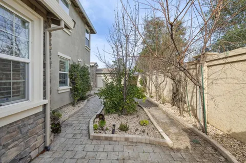 $1,375,000 | 803 Sunrise Drive, Gilroy, CA 95020