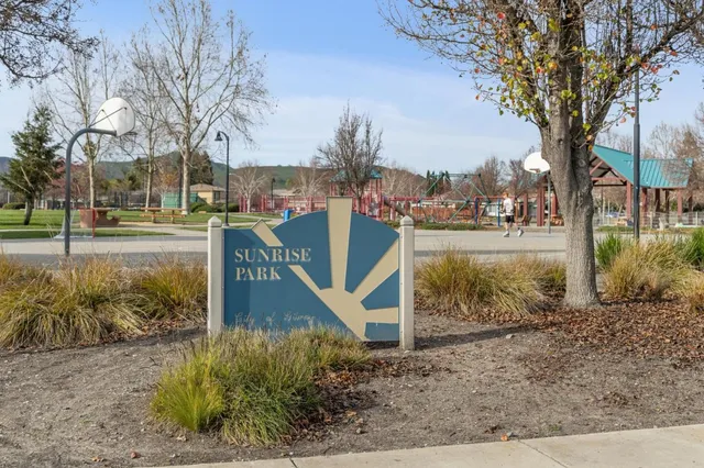 $1,375,000 | 803 Sunrise Drive, Gilroy, CA 95020