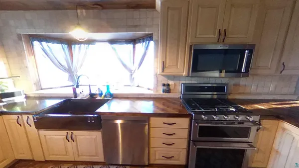 $324,900 | 48225 Great River Road, Palisade, MN 56469