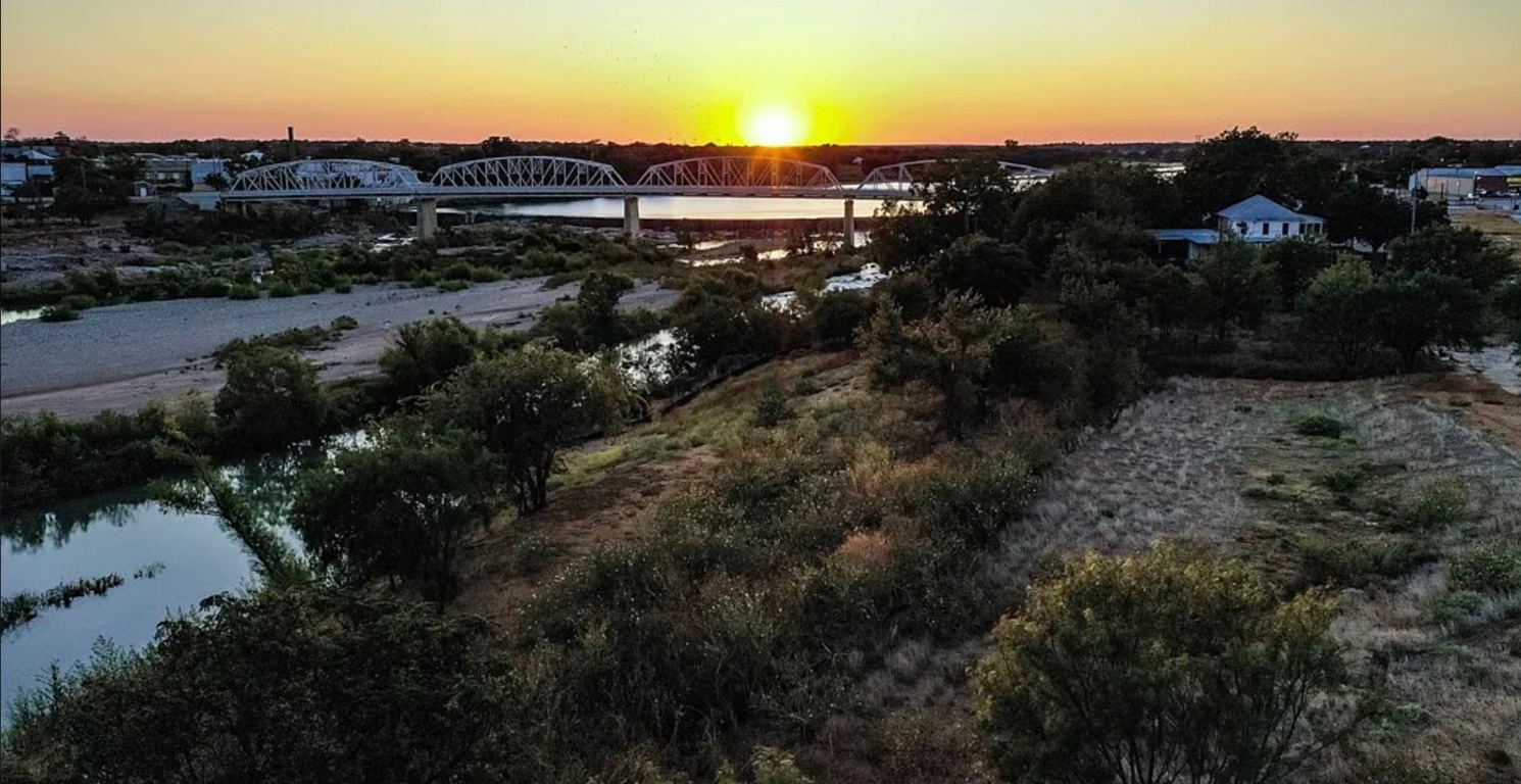 8 Walden Way Llano, TX 78643 - Photo 6 of 6 a view of a city