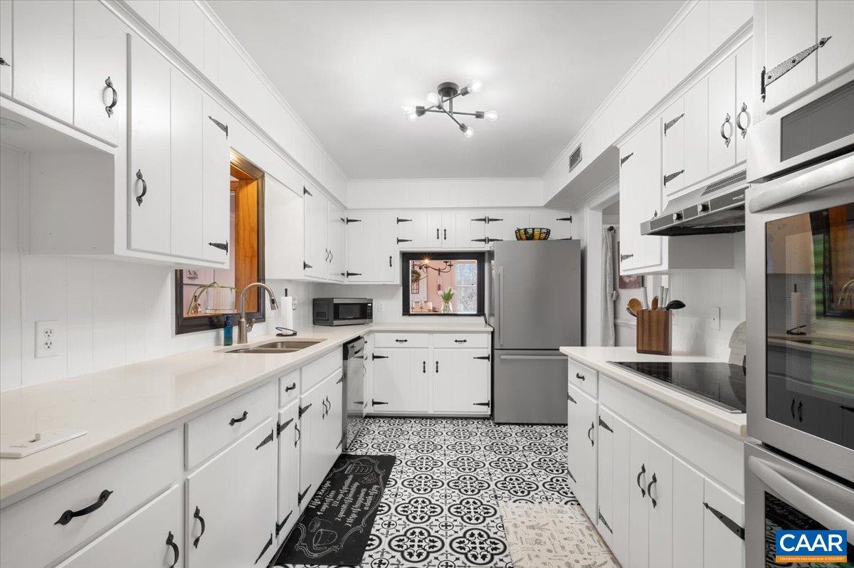 2320 Minor Mill Road Charlottesville, VA 22911 - Photo 8 of 56