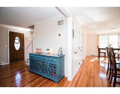 4 Bog Iron Road Wareham, MA 02576 - Photo 5 of 29