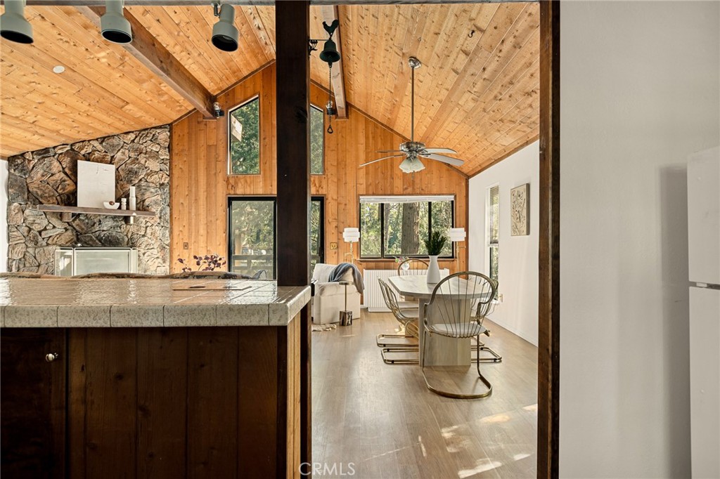 855 Deer Trail Crestline, CA 92325 - Photo 14 of 35