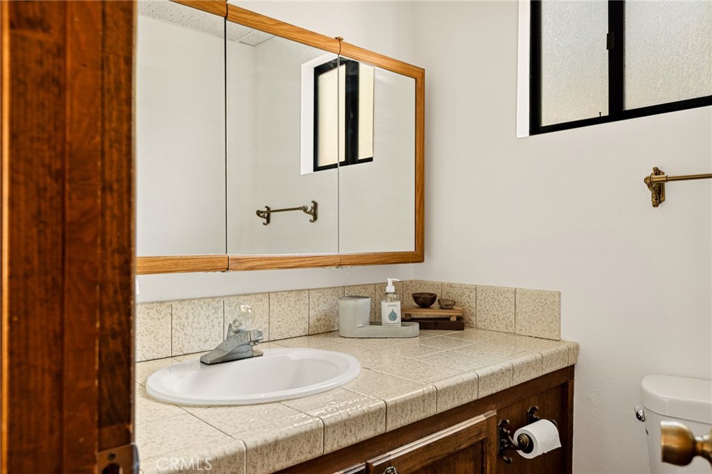 855 Deer Trail Crestline, CA 92325 - Photo 18 of 35