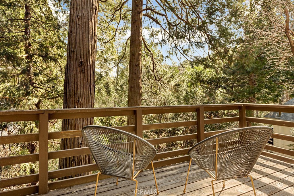 855 Deer Trail Crestline, CA 92325 - Photo 19 of 35