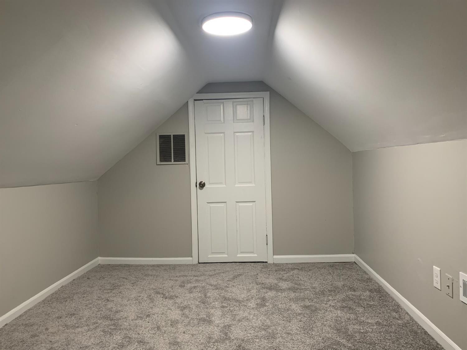 620 Compton Road Cincinnati, OH 45231 - Photo 25 of 28