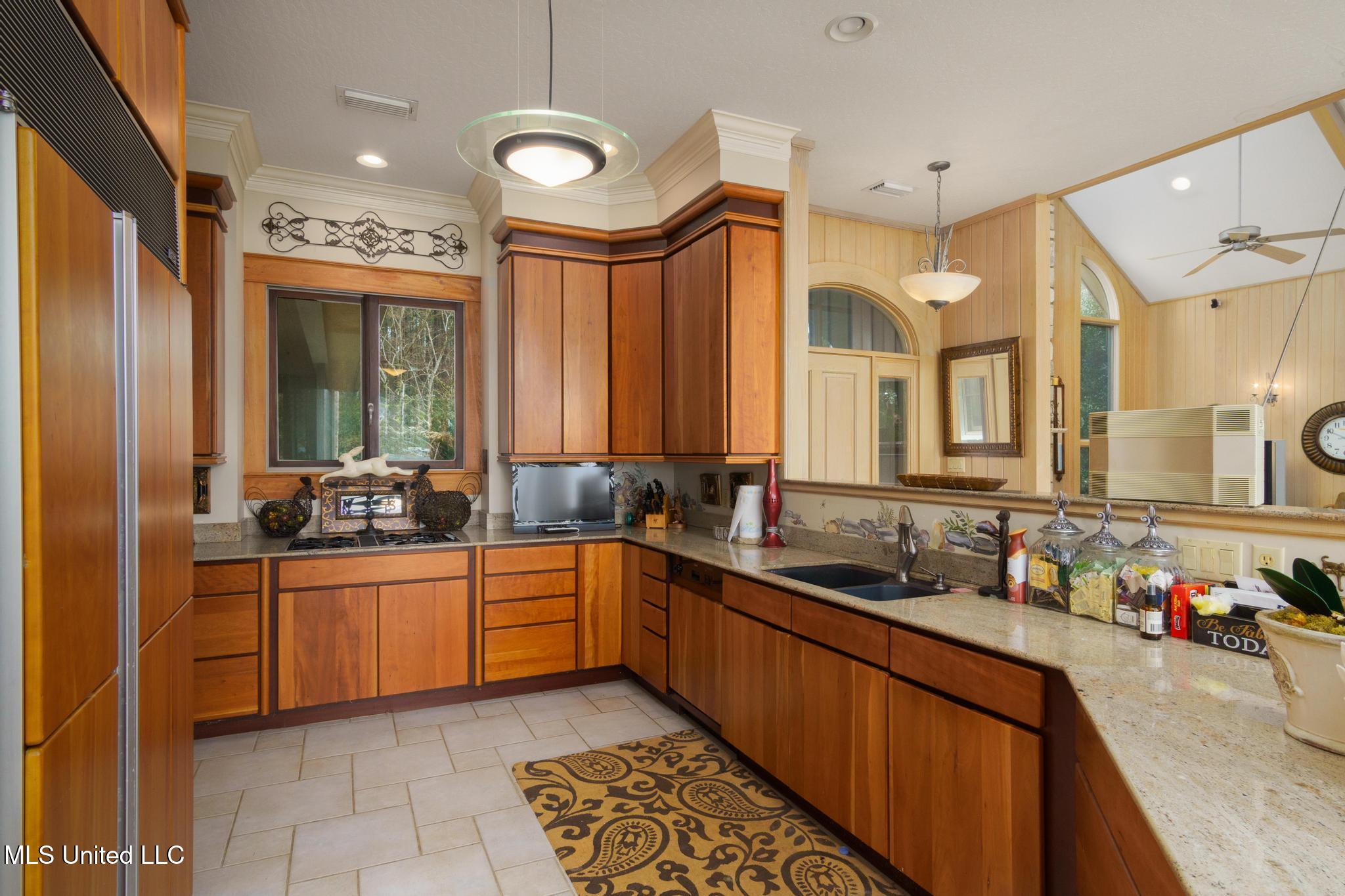 8 Deep Water Point Lumberton, MS 39455 - Photo 7 of 28 8 Deep Water Point-7