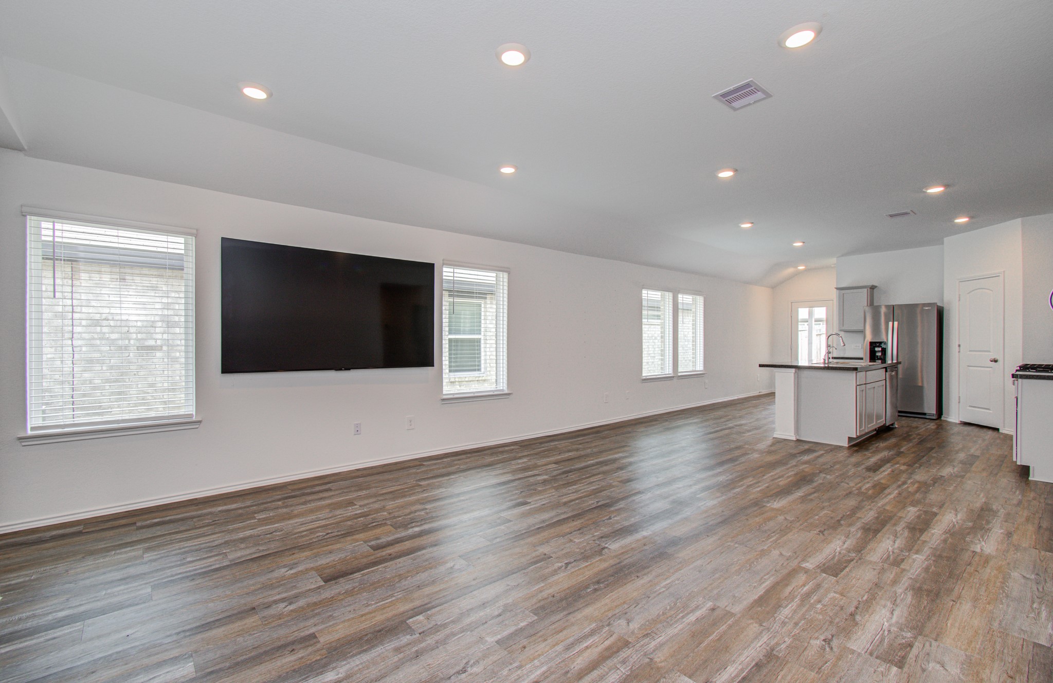 6111 Grove Of Pnes Street Spring, TX 77373 - Photo 9 of 32