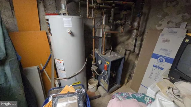 $139,000 | 7216 Clinton Road, Upper Darby, PA 19082