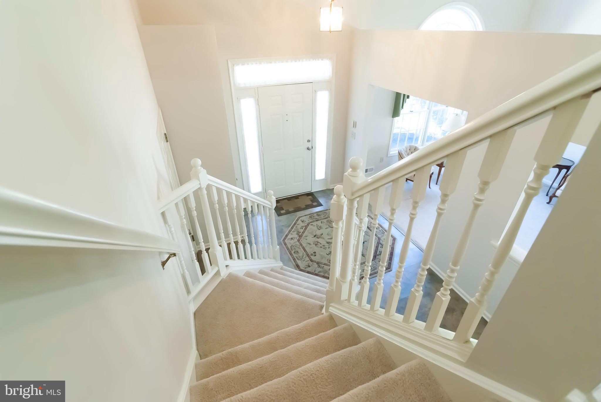 89 Lantern Lane Columbus, NJ 08022 - Photo 39 of 55 a view of entryway with wooden floor