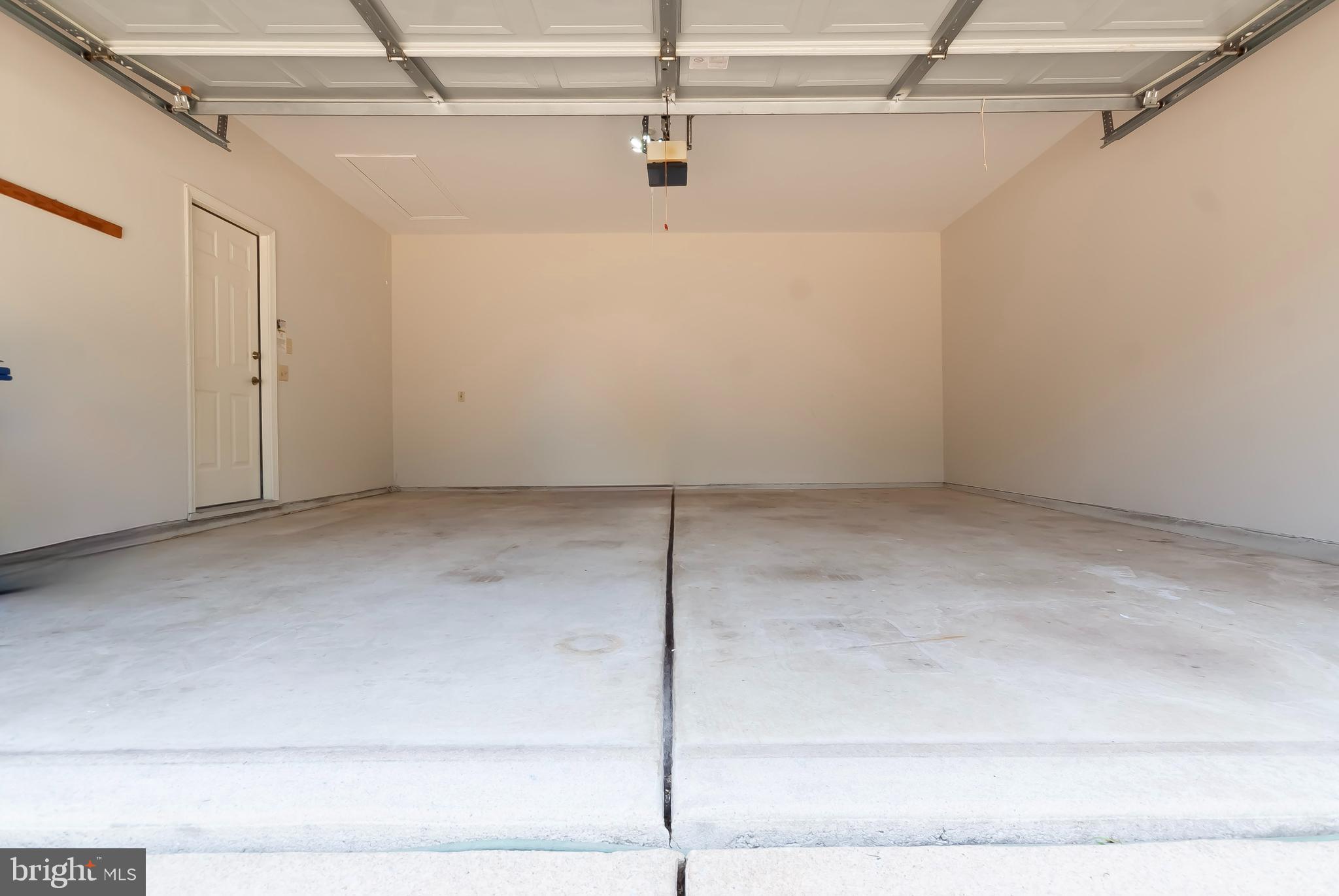 89 Lantern Lane Columbus, NJ 08022 - Photo 45 of 55 a view of a small space