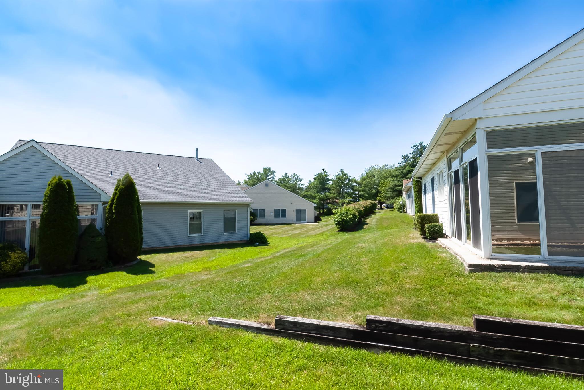 89 Lantern Lane Columbus, NJ 08022 - Photo 52 of 55 a view of a house with a yard