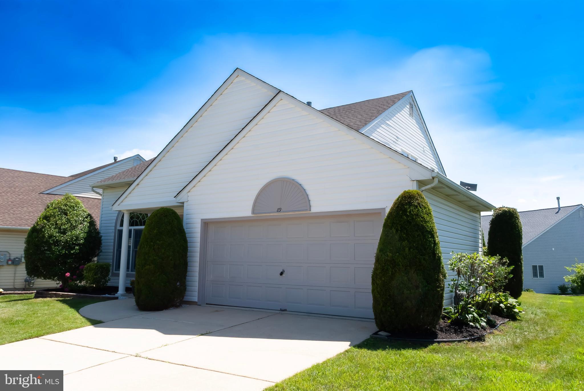 89 Lantern Lane Columbus, NJ 08022 - Photo 54 of 55 a view of a back yard