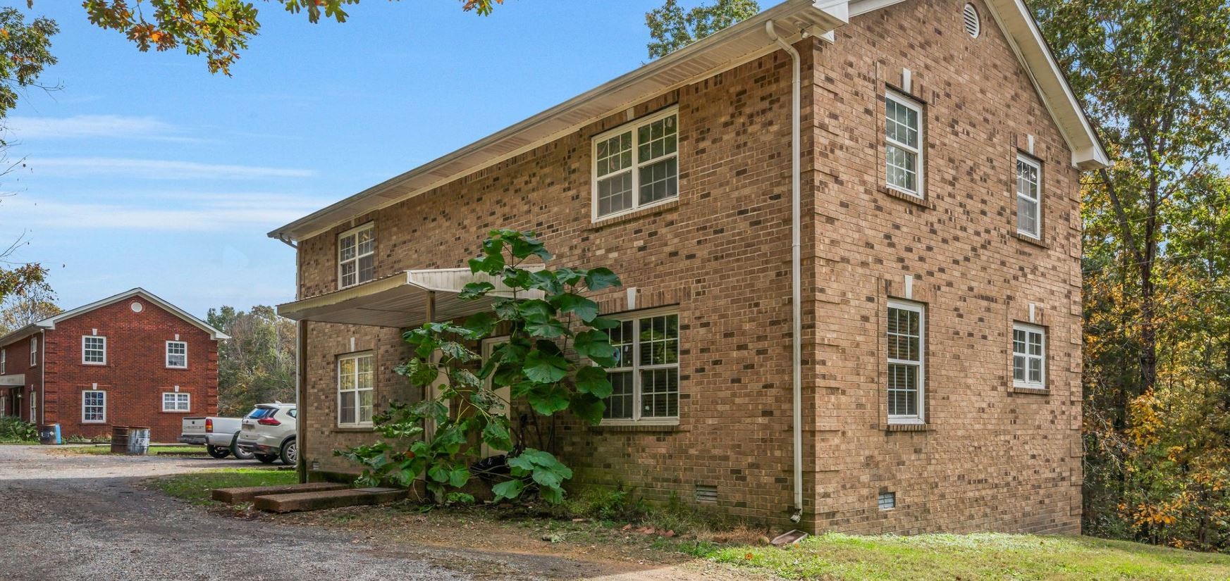 10092 Sneed Road Lyles, TN 37098 - Photo 3 of 31 a front view of a building