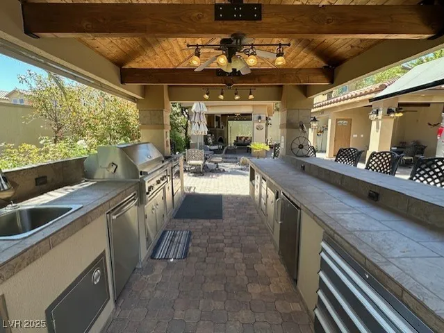 $850,000 | 8175 Arville Street, Unit 224, Las Vegas, NV 89139