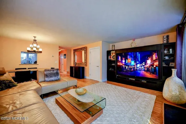 $348,000 | 60 Renee Court, Jackson, NJ 08527