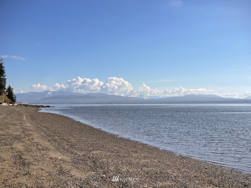 1860 East Hunskor Road Oak Harbor, WA 98277 - Photo 35 of 40 a view of water and mountain in the background