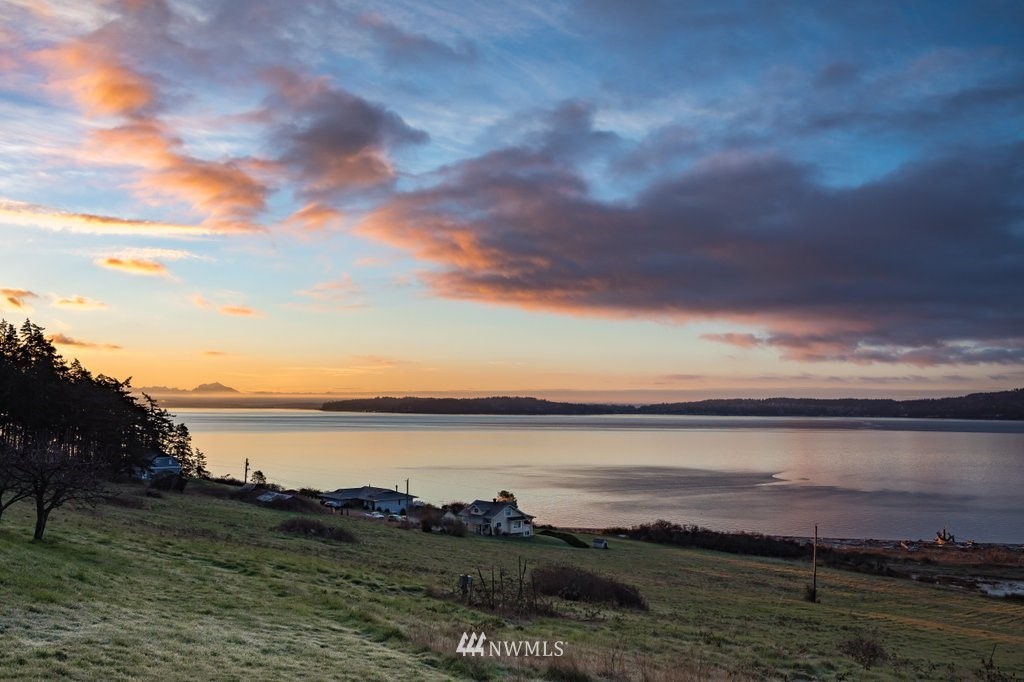 1860 East Hunskor Road Oak Harbor, WA 98277 - Photo 37 of 40 a view of outside space ocean and beach