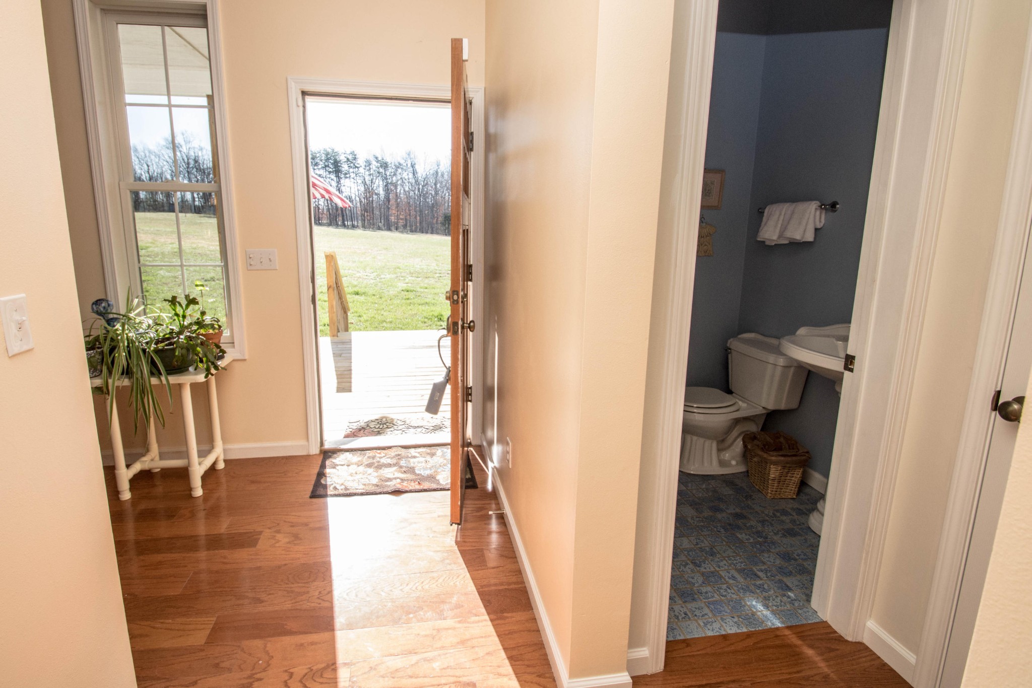 1439 Keyes Road Crossville, TN 38571 - Photo 8 of 40 a view of a room