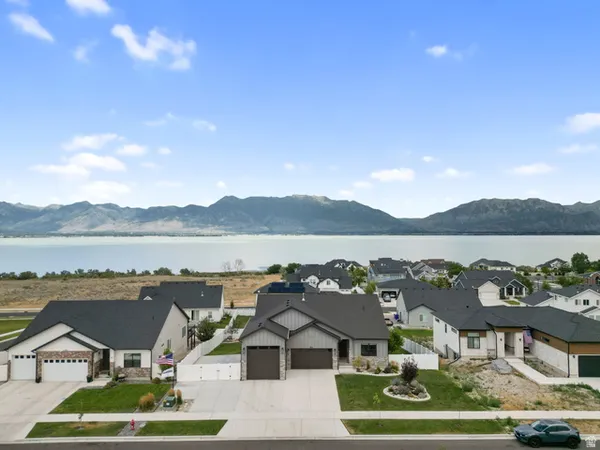$759,000 | 3612 South Hiawatha Circle, Saratoga Springs, UT 84045