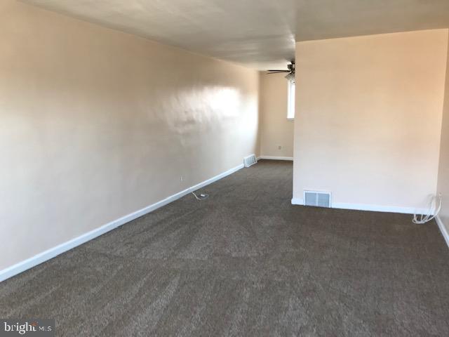 1981 Carter Road Folcroft, PA 19032 - Photo 2 of 18 Living Room