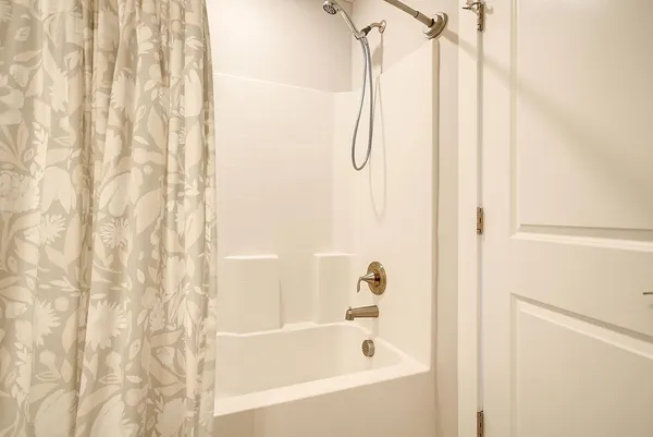 $6,000 | 116 Martins Point Drive, Wando, SC 29492