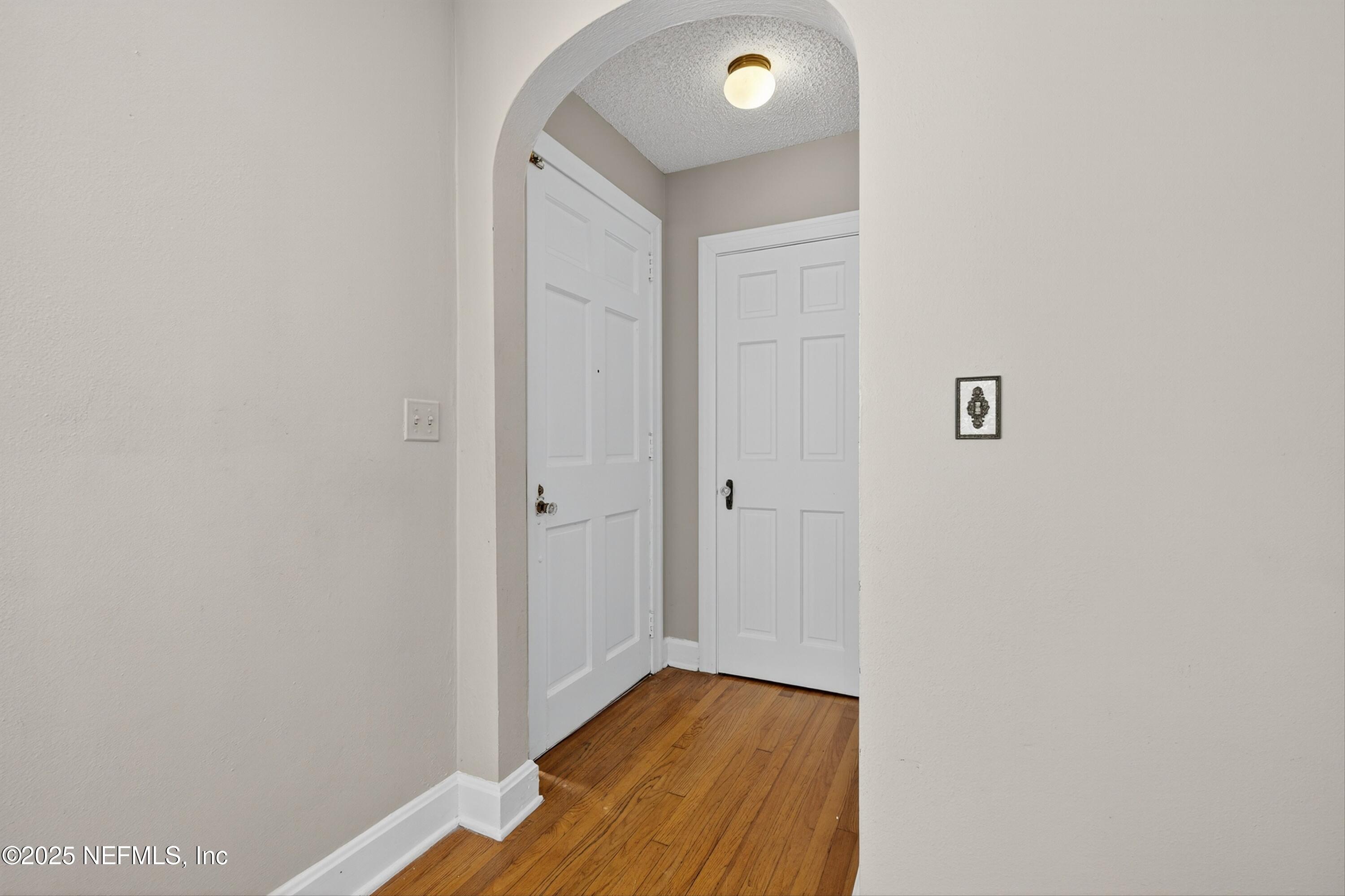 1425 Pinetree Road Jacksonville, FL 32207 - Photo 15 of 39 a view of a room with wooden floor
