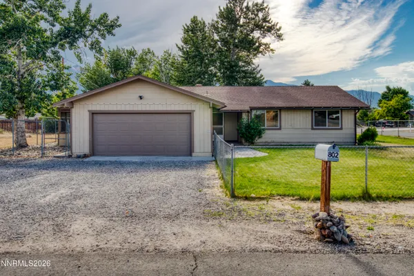 $700,000 | 802 Lyell Way, Gardnerville, NV 89460