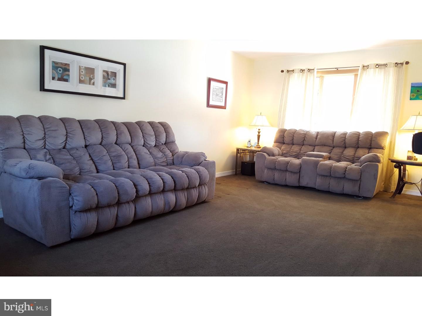 5 Banbury Road Trenton, NJ 08690 - Photo 2 of 18 Gallery Image 2