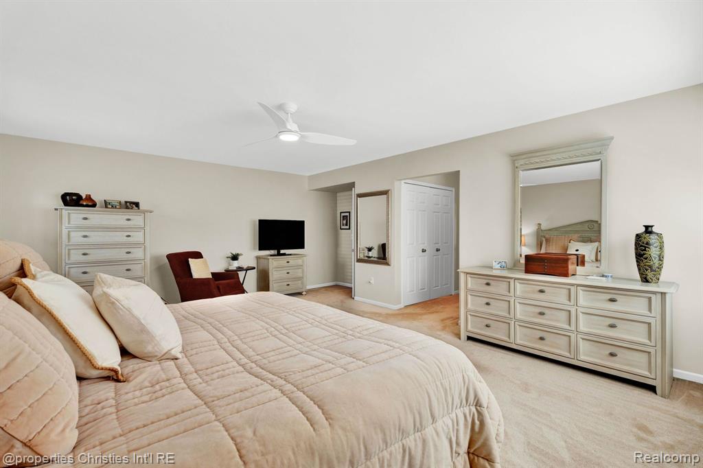 3198 Courtfield Drive Rochester Hills, MI 48309 - Photo 29 of 53