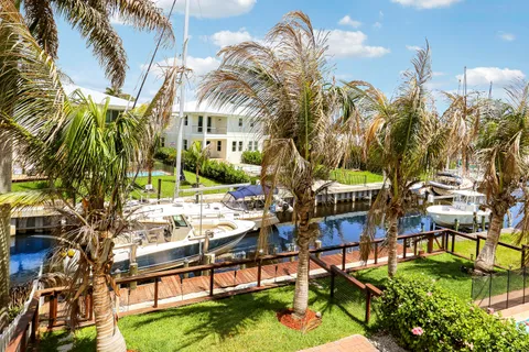 $1,125,000 | 3997 Southeast Barcelona Street, Stuart, FL 34997