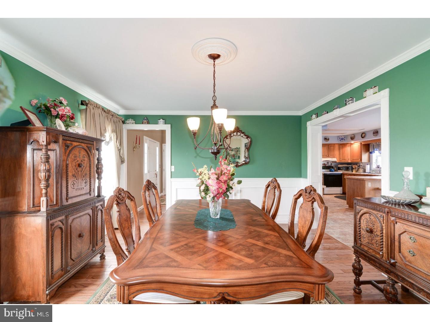 157 Bridgeton Road Elmer, NJ 08318 - Photo 4 of 25 Dining Room