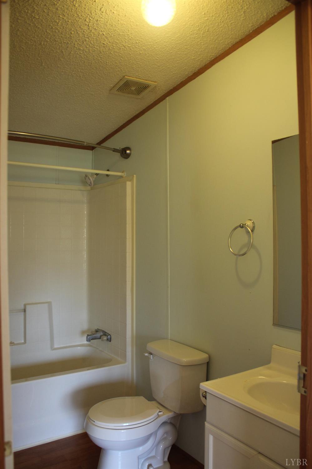 2078 Cedar Gate Road Madison Heights, VA 24572 - Photo 23 of 32 Gallery Image 23