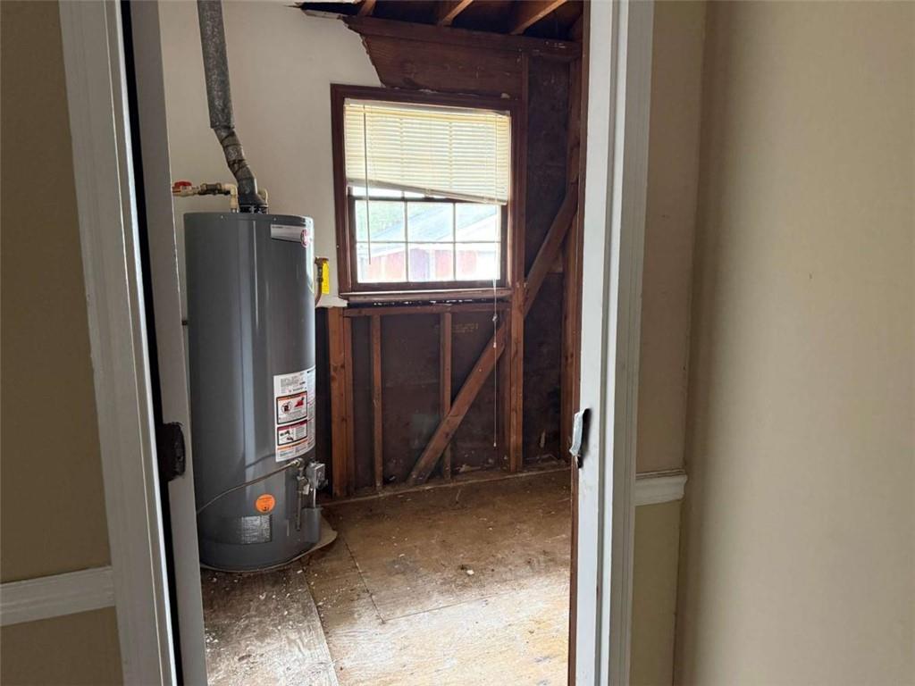 1960 Klondike Road Southwest Conyers, GA 30094 - Photo 11 of 15 a view of an entryway with a door